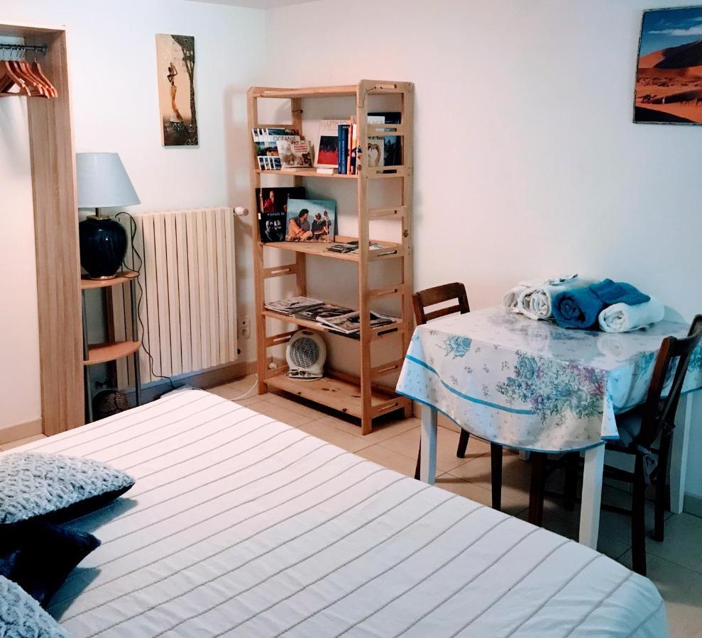Chambre Et Salle De Bain Prive S'Ouvrant Sur Terrasse, Jardin Et Cuisine D'Ete Quillan Eksteriør billede