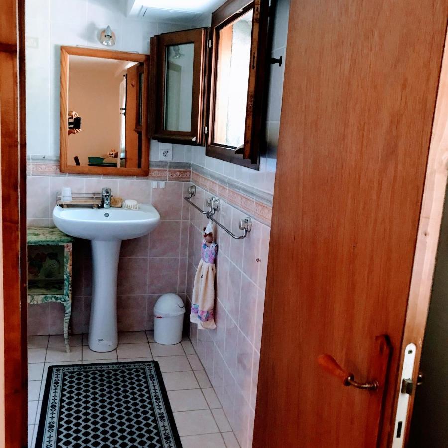 Chambre Et Salle De Bain Prive S'Ouvrant Sur Terrasse, Jardin Et Cuisine D'Ete Quillan Eksteriør billede